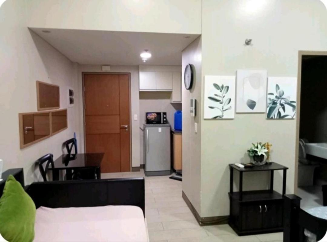 Two Palm Tree Villas Close To Manila Airport - Terminal 3 객실 사진